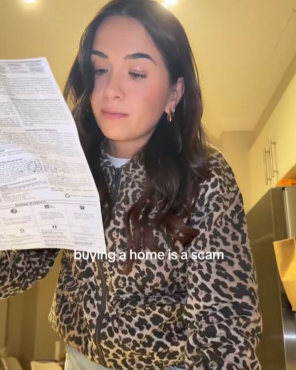 9news_buying-a-house-is-a-scam.jpg
